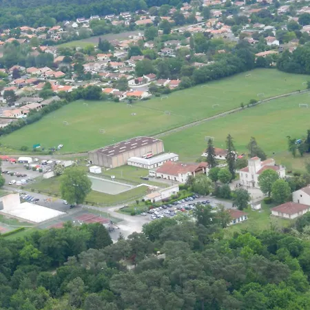 Village Vacances Chateau Moulerens Gradignan